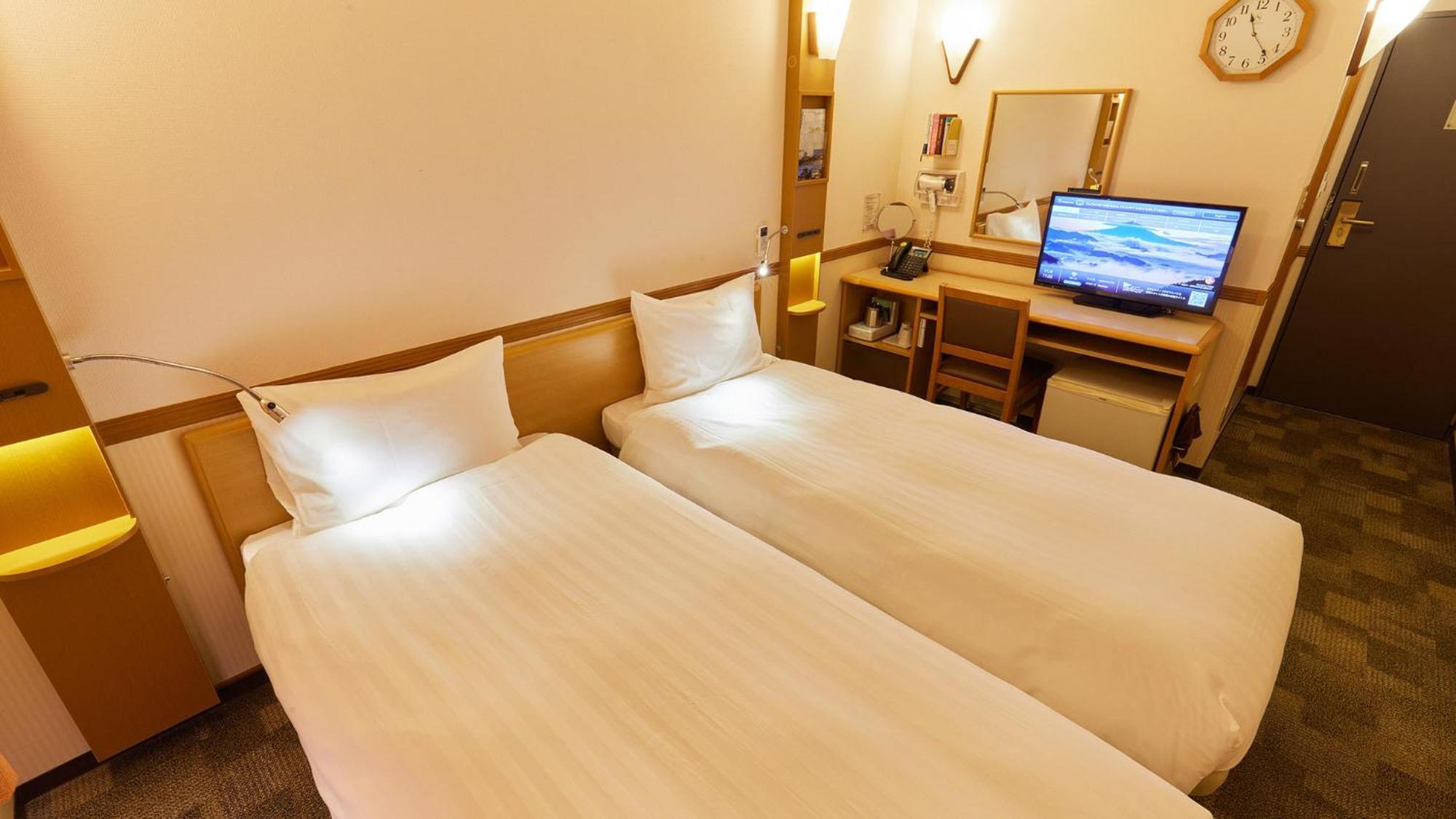Toyoko International Airport No1 ホテル 3*